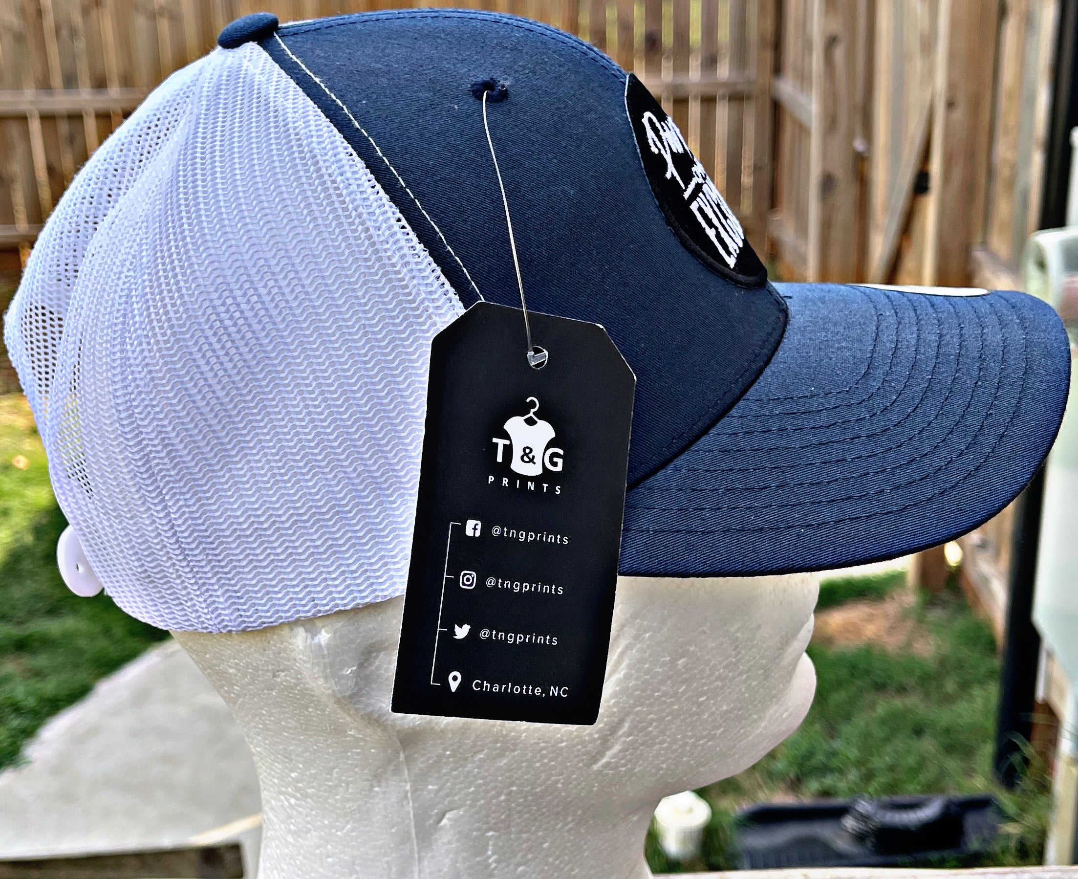 PURPOSE OVER EXCUSES TRUCKER HAT NAVY / WHITE